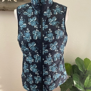 The North Face blue floral puffer zip vest 550 ladies M‎